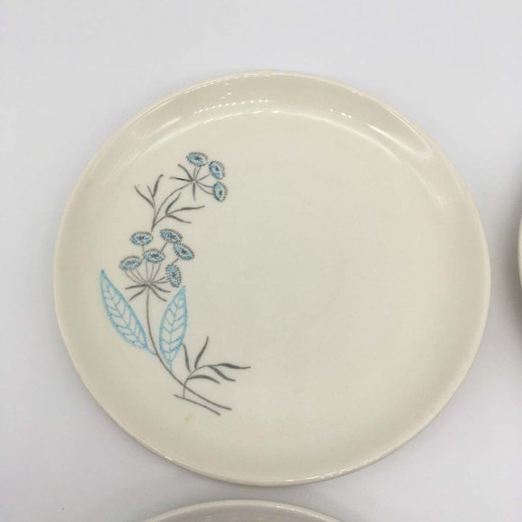 Royal Stetson Royal Maytime set of 4 Saucers, no cups, Blue Floral, Mid Century - Picture 5 of 6